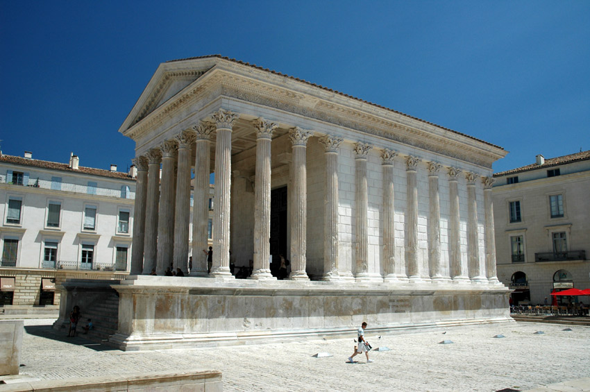 Nimes