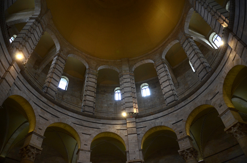 Pisa - baptistrium