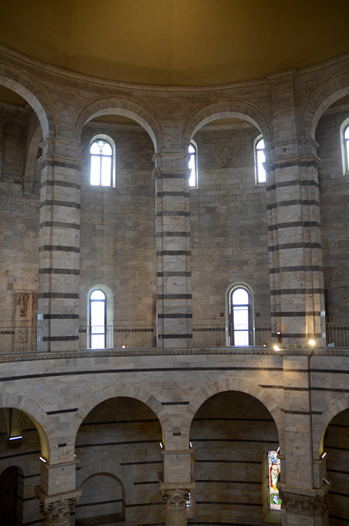 Pisa - baptistrium