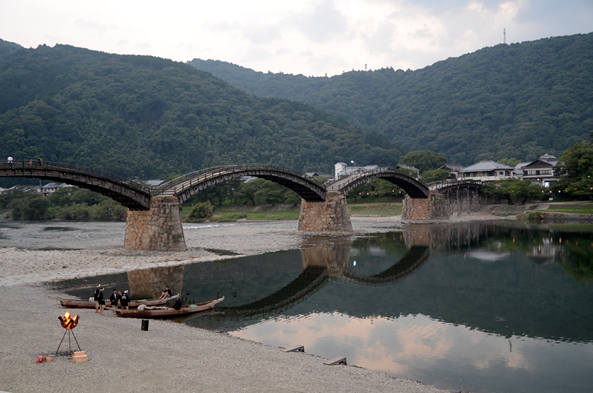 Most v Iwakuni