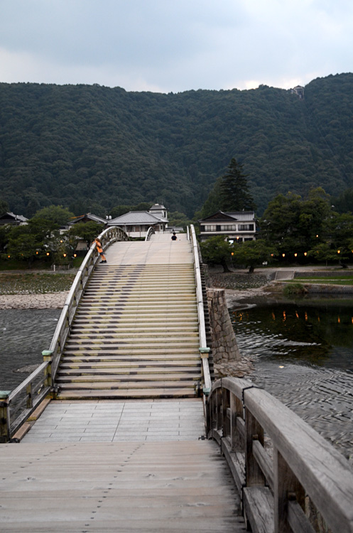 Most v Iwakuni