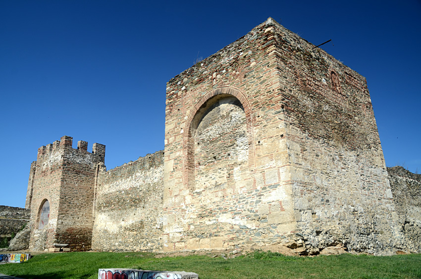 Solu� - m�stsk� hradby