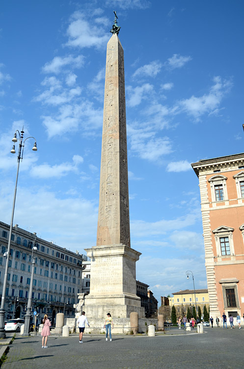 Laternsk obelisk