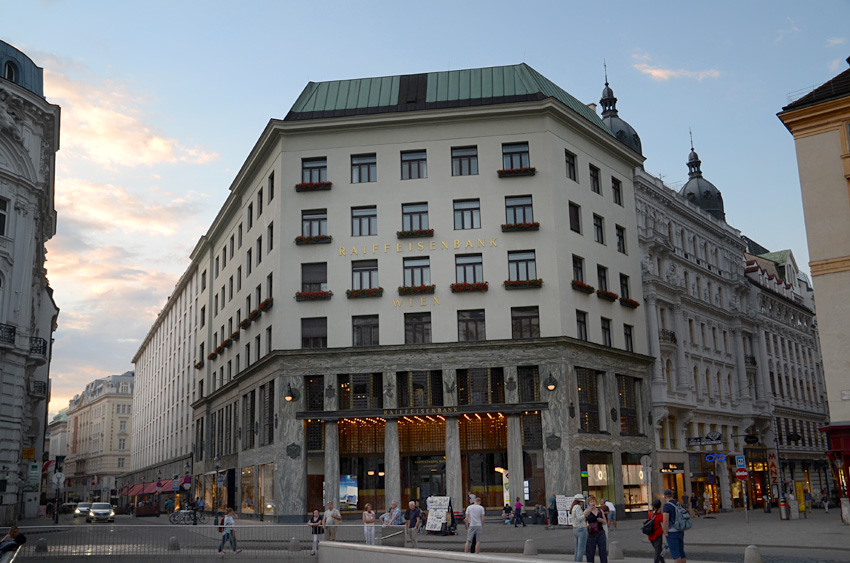 Vídeň - obchodní dům Goldman a Salatsch