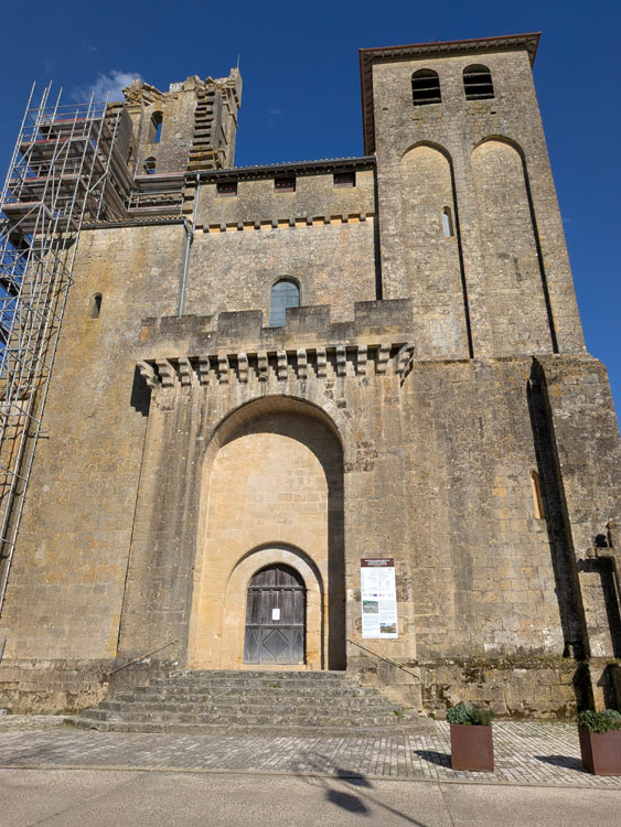 Saint-Avit-Sénieur - kostel