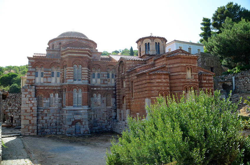 Osios Loukas