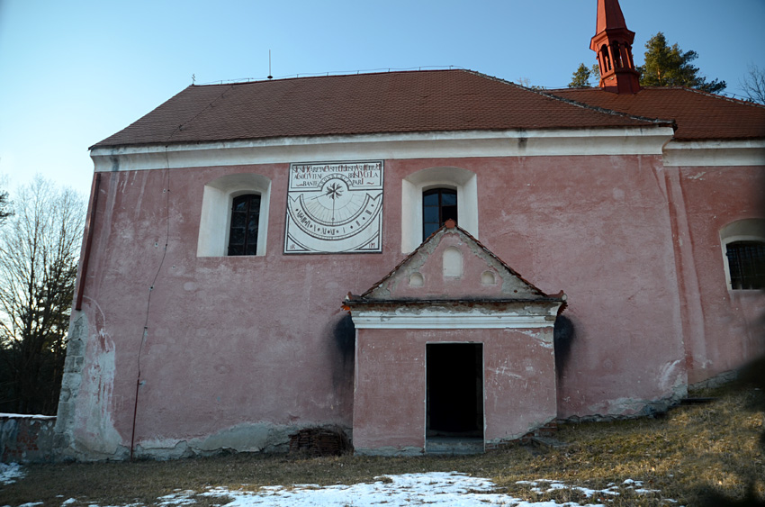 Červená - kostel svatého Bartoloměje