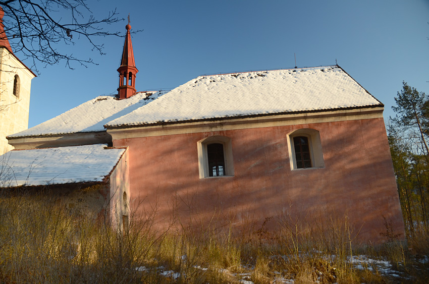 Červená - kostel svatého Bartoloměje