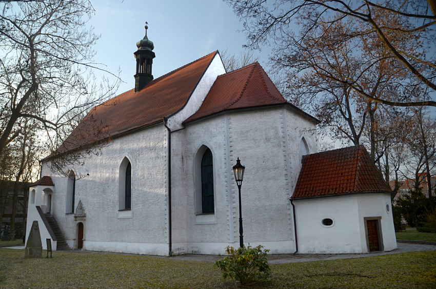 Písek - kostel Nejsvětější Trojice