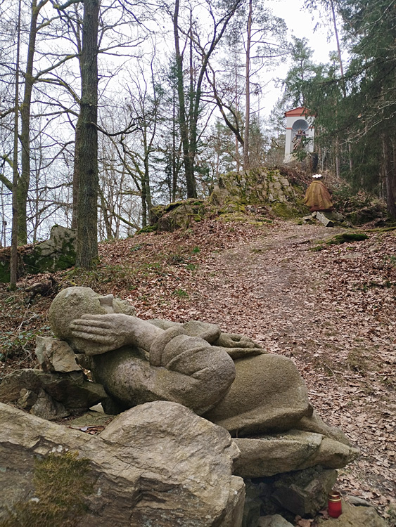 Římov - křížová cesta