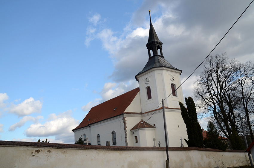 Debln - kostel svatho Mikule