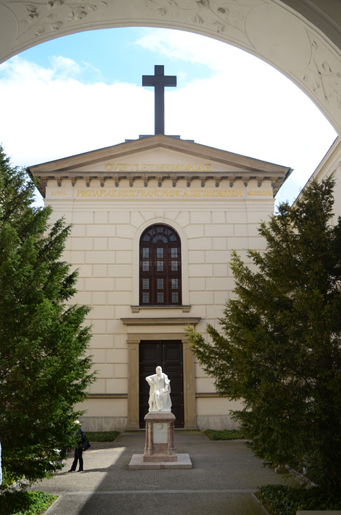 Mikulov - pvodn kostel svat Anny s Loretou