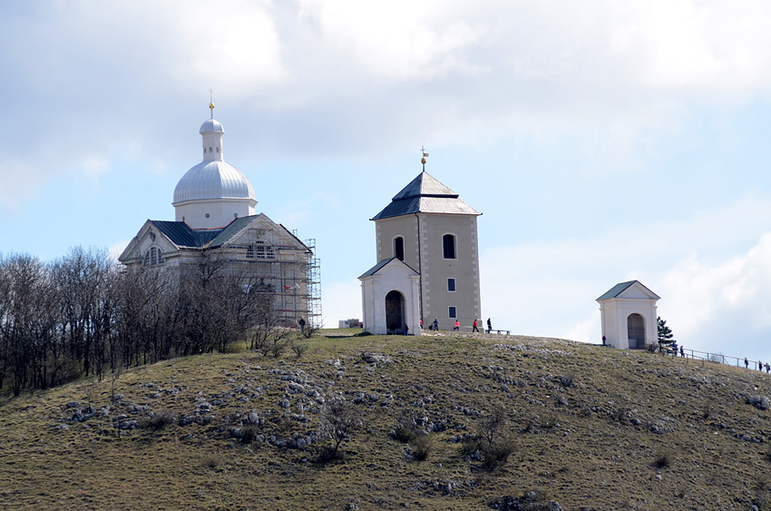 Mikulov - kov cesta a kostel svatho ebestina