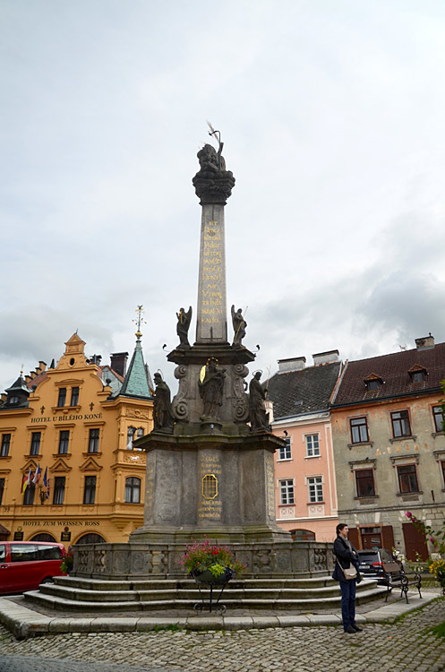 Loket - sloup Nejsvětější Trojice