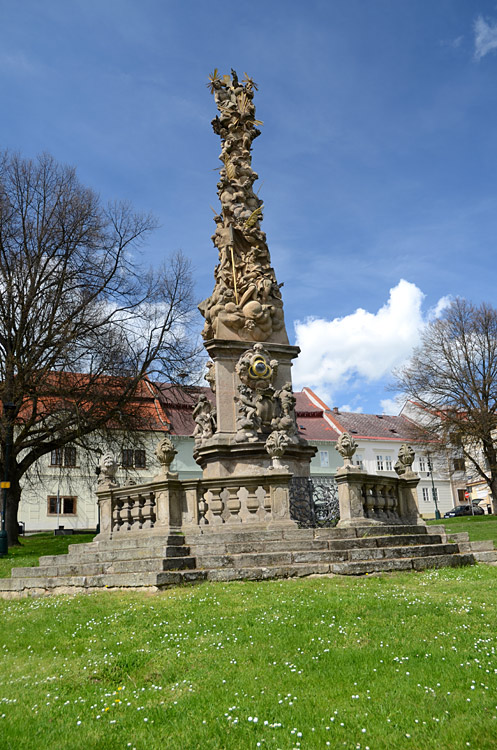 Žlutice - sloup Nejsvětější Trojice