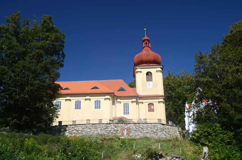 Polevsko - kostel Nejsvětější Trojice