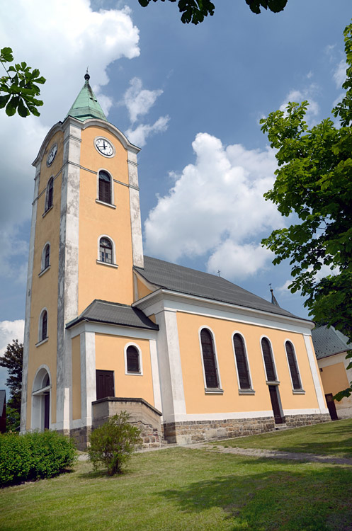 Rádlo - kostel Nejsvětější Trojice