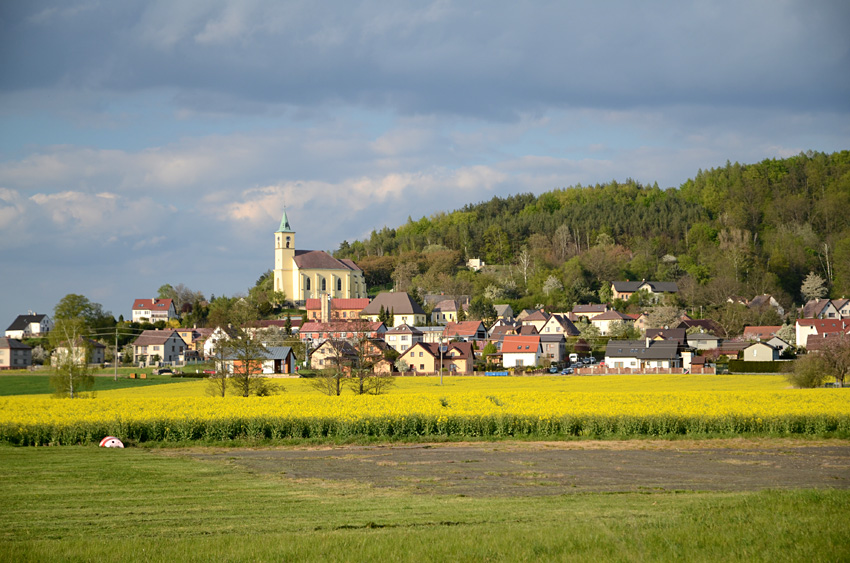 Všeň - kostel svatého Filipa a Jakuba