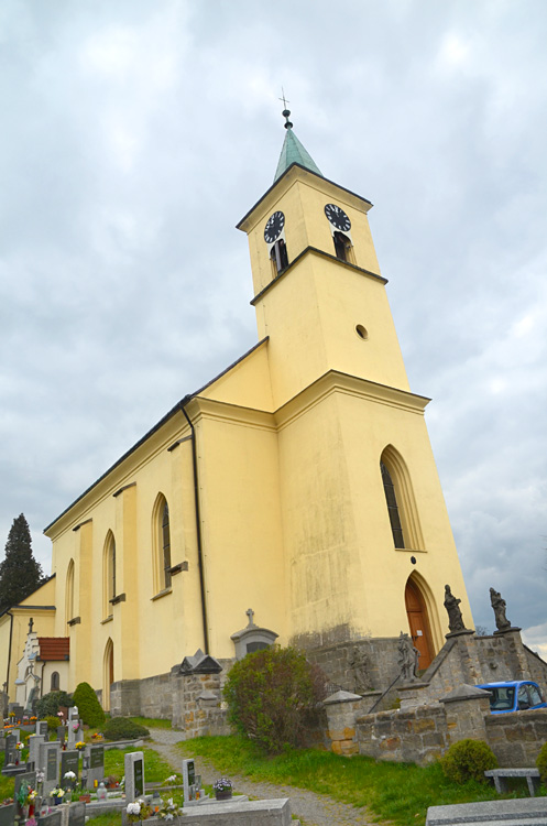 Všeň - kostel svatého Filipa a Jakuba