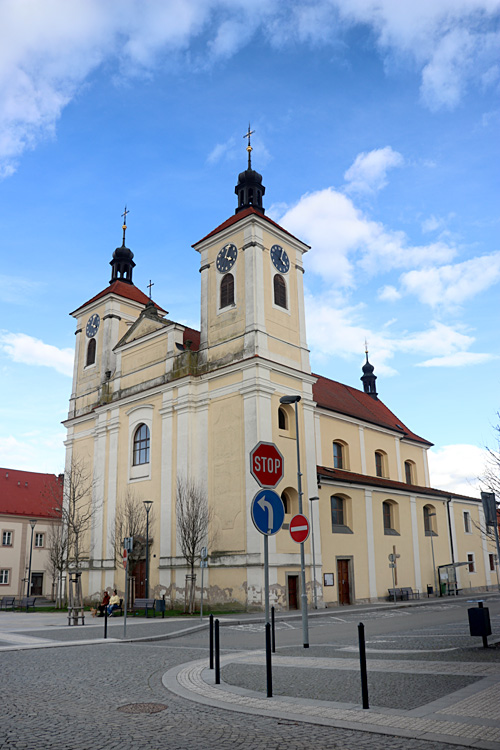 Chrast - kostel Nejsvětější Trojice