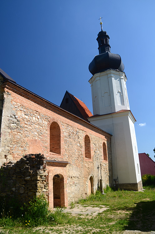 Šitboř - zřícenina kostela svatého Mikuláše