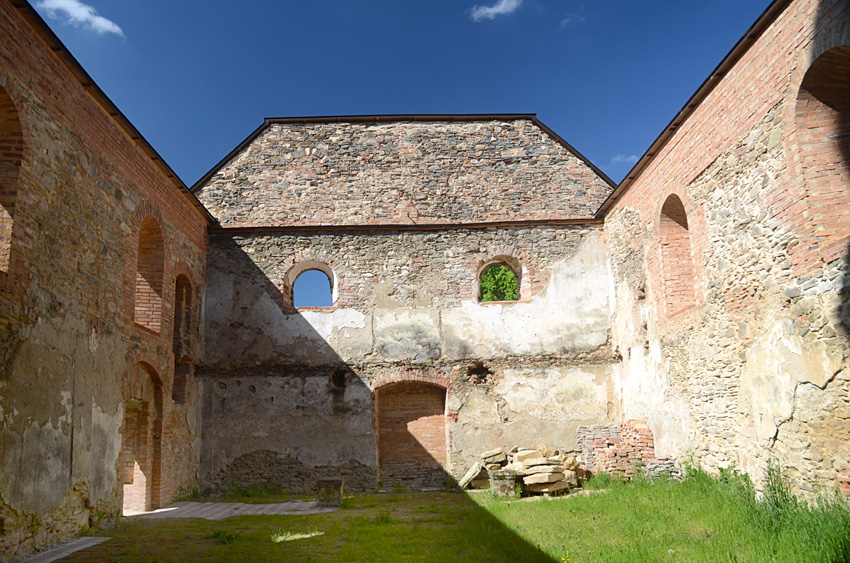 Šitboř - zřícenina kostela svatého Mikuláše