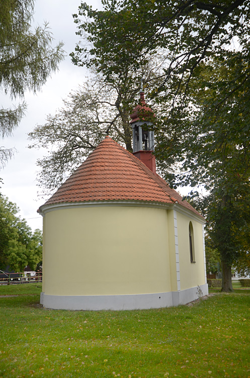 Bílov - kaple svatého Jana Nepomuckého