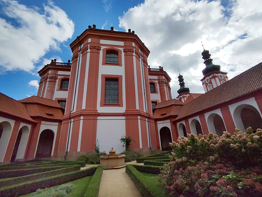 Mariánská Týnice - kostel Zvěstování Panny Marie