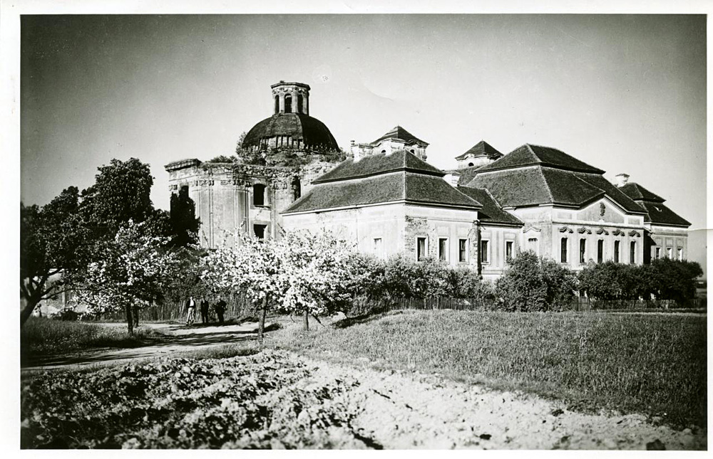 Mariánská Týnice - kostel Zvěstování Panny Marie