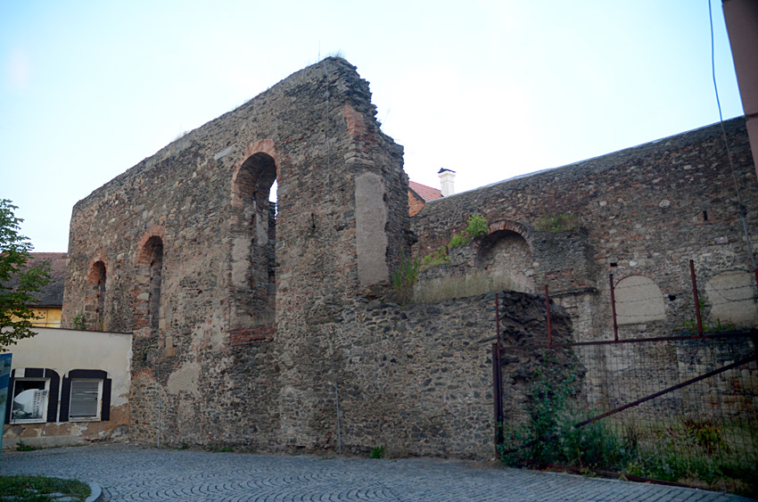 Stříbro - zřícenina kostela svaté Maří Magdalény
