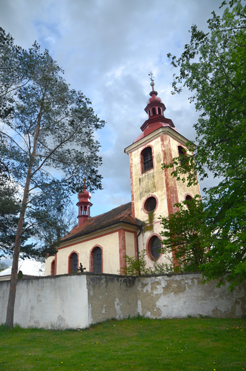 Mořina - kostel svatého Stanislava