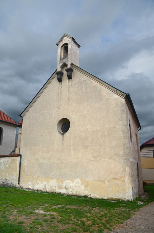 Tetín - kostel svaté Kateřiny