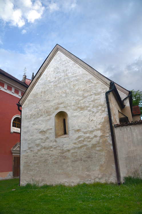 Tetín - kostel svaté Kateřiny