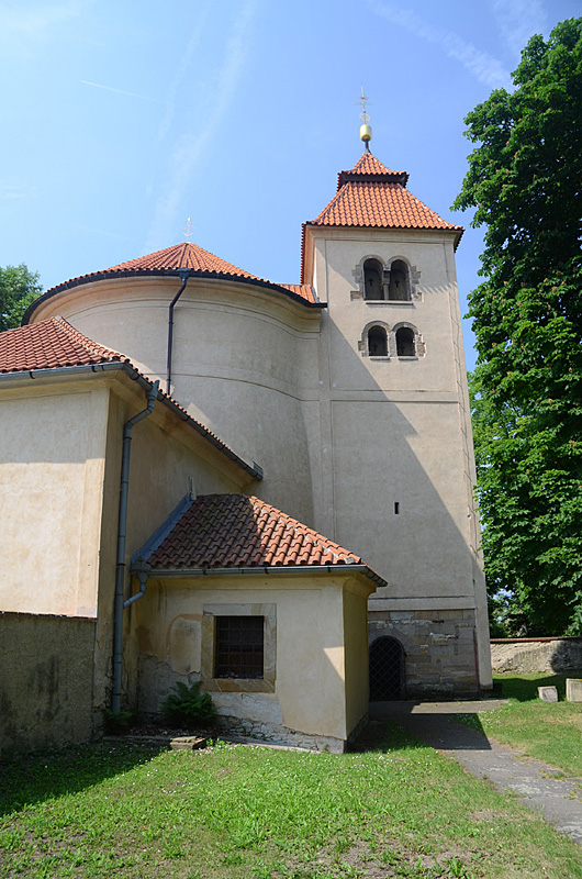 Budeč - kostel svatého Petra a Pavla