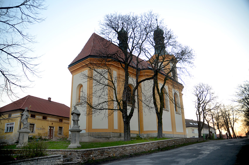 Malešov - kostel svatého Václava