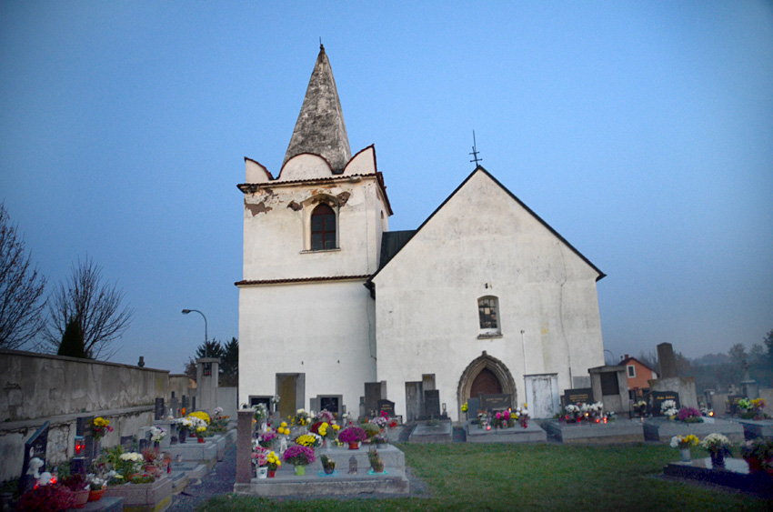 Okřesaneč - kostel svatého Bartoloměje