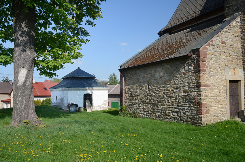 Uhlířské Janovice - kostel svatého Jiljí