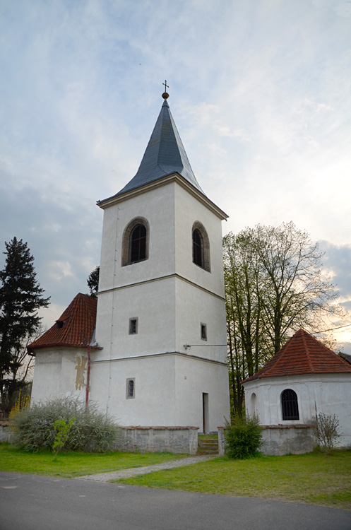 Vrbno - kostel Povýšení svatého Kříže