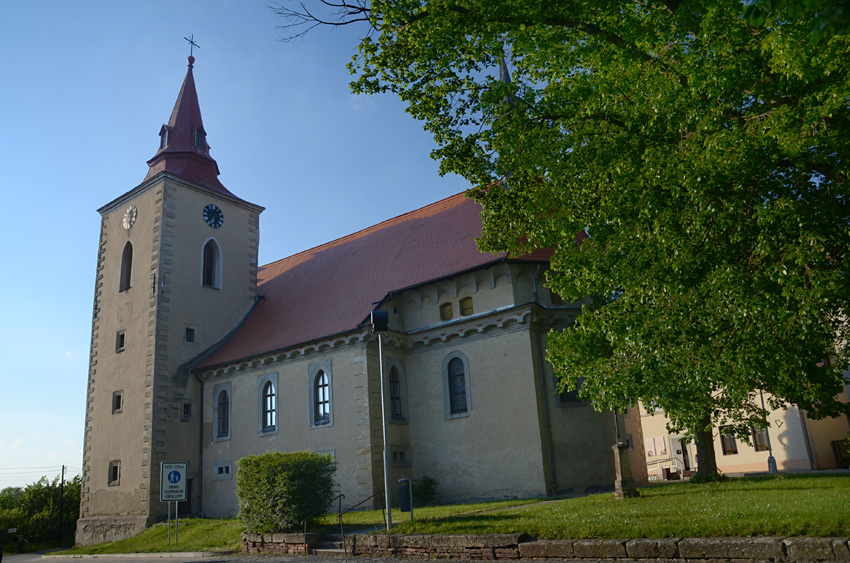 Bakov nad Jizerou - kostel svatého Bartoloměje