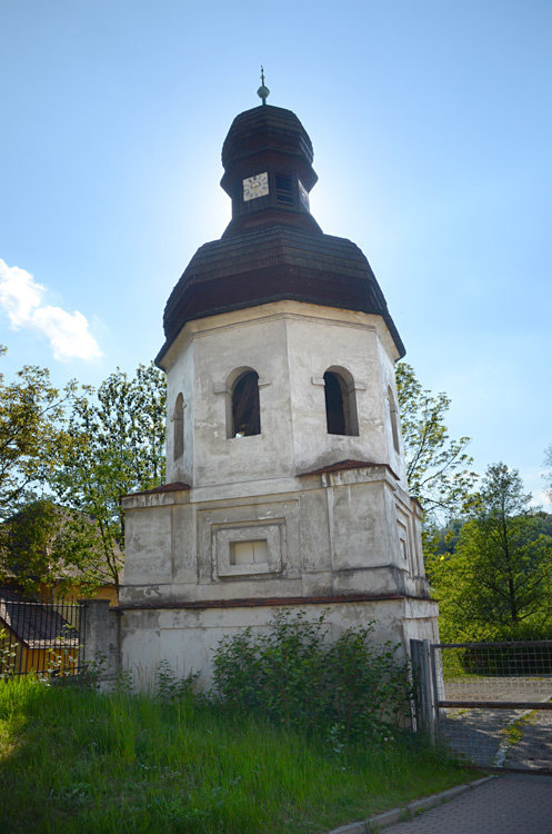 Debř - kostel svaté Barbory