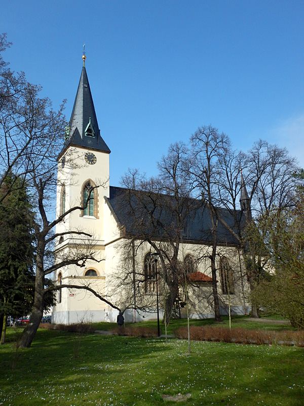 Poděbrady - kostel Povýšení svatého Kříže