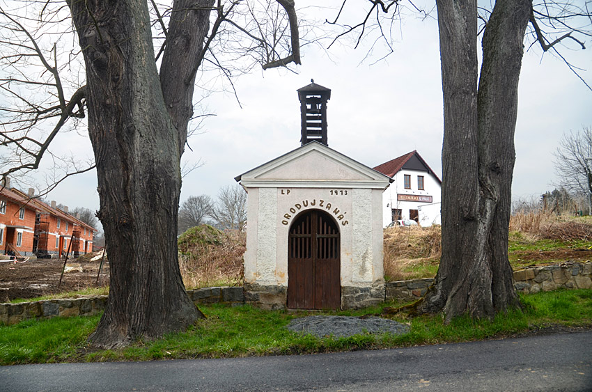 Dolní Lomnice - kaplička
