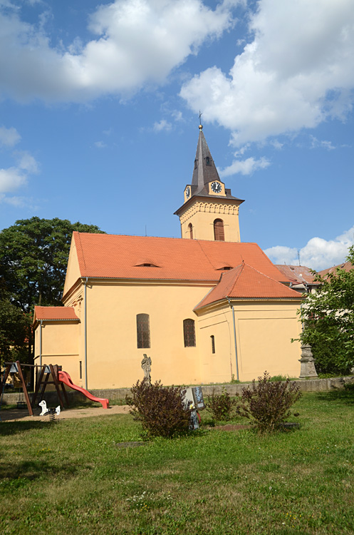 Údlice - kostel Povýšení svatého Kříže