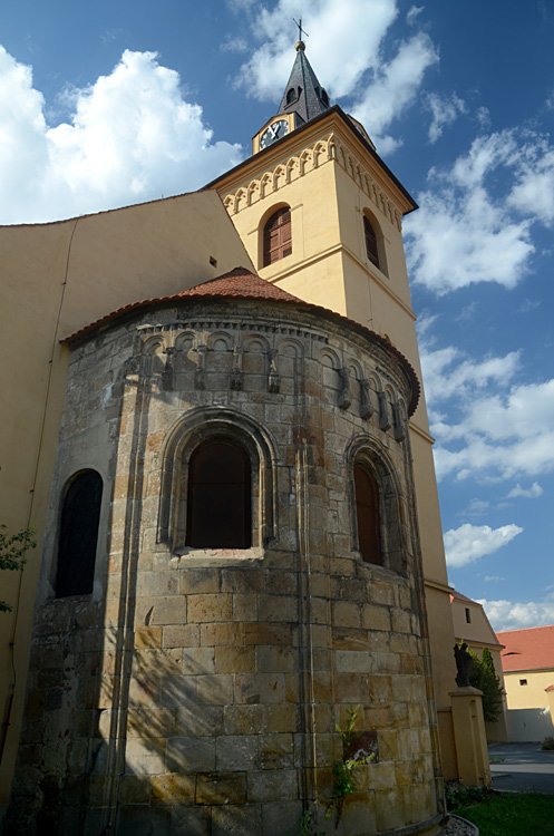 Údlice - kostel Povýšení svatého Kříže