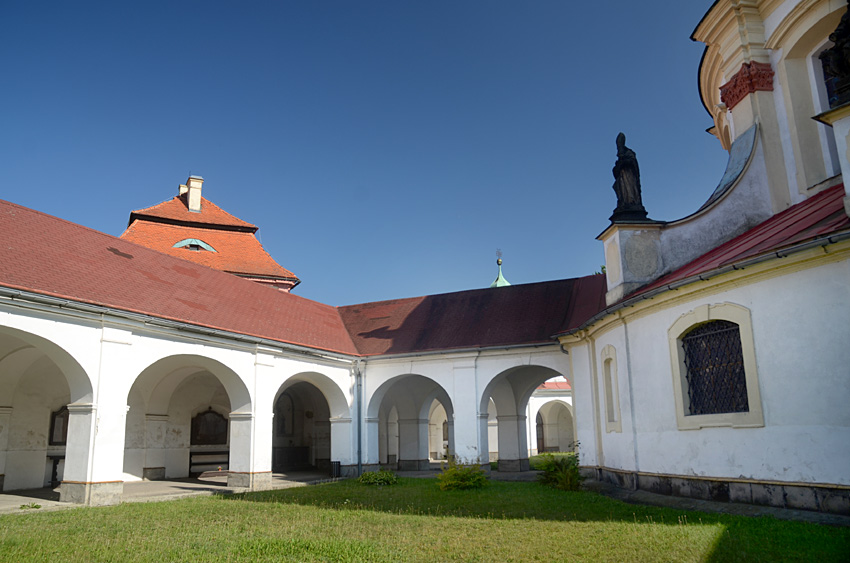 Česká Kamenice - poutní kaple Narození Panny Marie