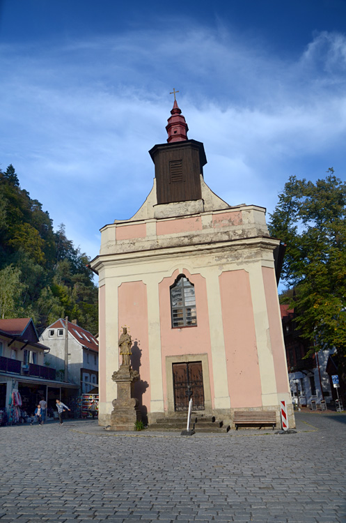 Hřensko - kostel svatého Jana Nepomuckého