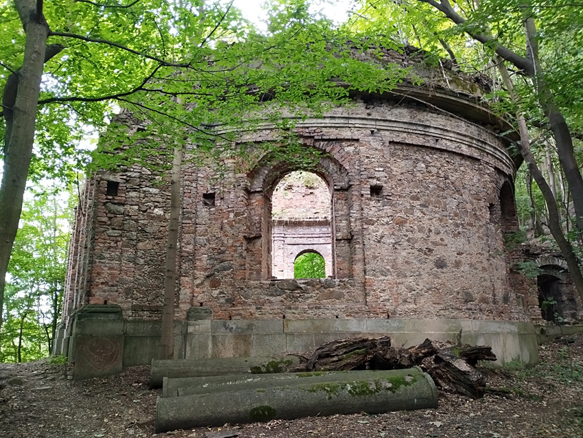 Jezeří - hraběcí kaple