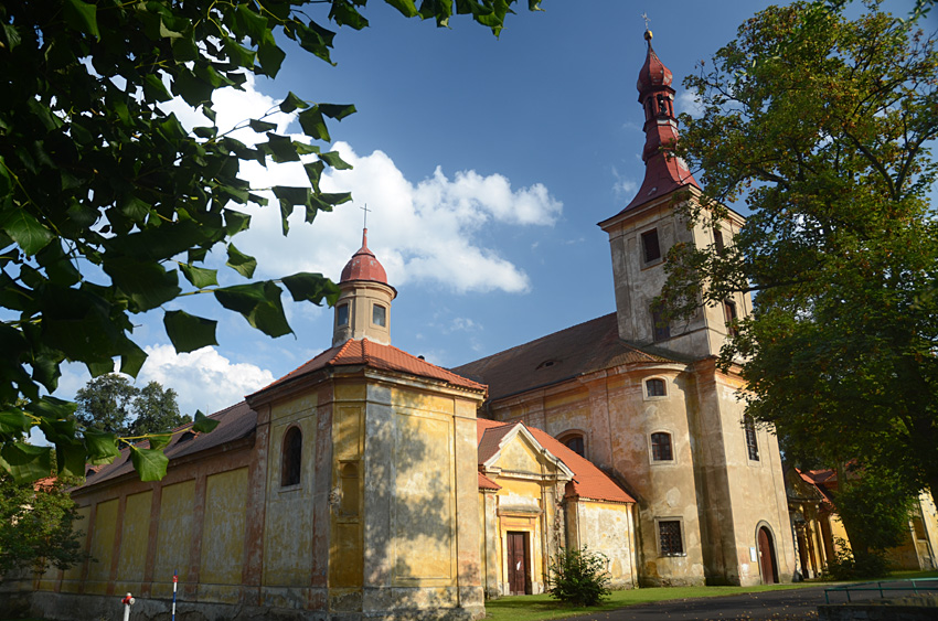 Mariánské Radčice - kostel Panny Marie Bolestné