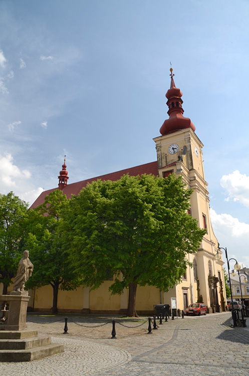 Holešov - kostel Nanebevzetí Panny Marie
