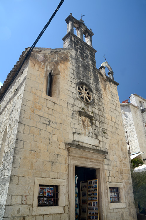 Trogir - crkva Svih Svetih